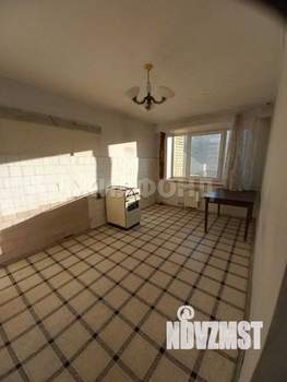 4-к квартира, вторичка, 104м2, 5/6 этаж