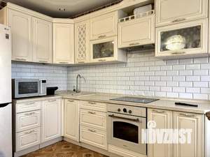 4-к квартира, вторичка, 106м2, 1/10 этаж