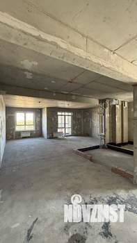 3-к квартира, вторичка, 74м2, 10/19 этаж