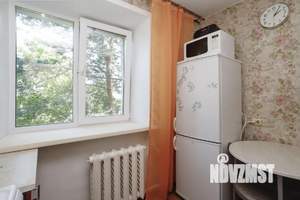 2-к квартира, вторичка, 42м2, 4/4 этаж