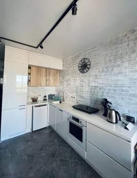 Студия квартира, вторичка, 32м2, 11/18 этаж