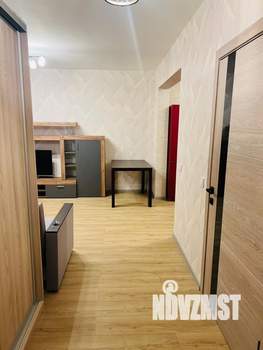 Студия квартира, вторичка, 38м2, 1/10 этаж