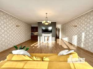 3-к квартира, вторичка, 159м2, 7/8 этаж