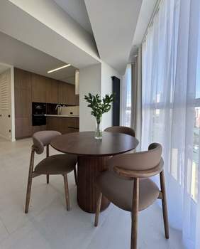 3-к квартира, вторичка, 98м2, 10/15 этаж