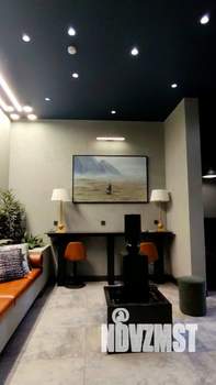 2-к квартира, вторичка, 63м2, 9/18 этаж