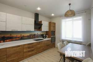 3-к квартира, вторичка, 87м2, 10/18 этаж