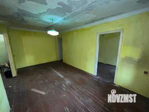 3-к квартира, вторичка, 55м2, 2/4 этаж