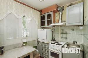2-к квартира, вторичка, 43м2, 1/4 этаж