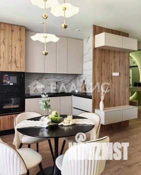 3-к квартира, вторичка, 105м2, 8/15 этаж