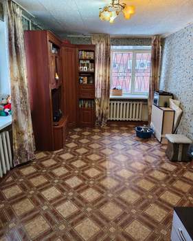 2-к квартира, вторичка, 43м2, 1/4 этаж