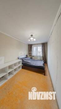 3-к квартира, вторичка, 57м2, 1/4 этаж