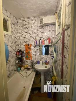 3-к квартира, вторичка, 56м2, 2/4 этаж