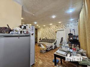 2-к квартира, вторичка, 44м2, 1/4 этаж