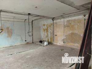 2-к квартира, вторичка, 44м2, 1/4 этаж