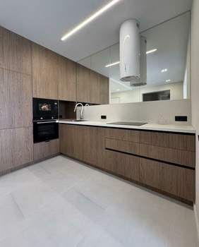 3-к квартира, вторичка, 98м2, 10/15 этаж