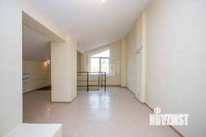 3-к квартира, вторичка, 102м2, 8/9 этаж
