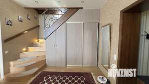 4-к квартира, вторичка, 104м2, 4/5 этаж