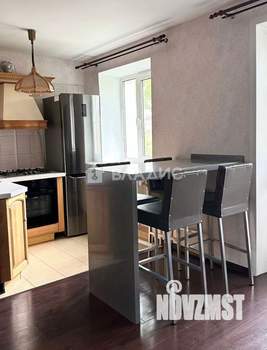 2-к квартира, вторичка, 42м2, 4/4 этаж