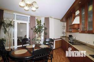 3-к квартира, вторичка, 131м2, 1/6 этаж