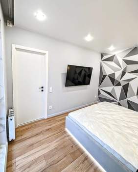 2-к квартира, вторичка, 42м2, 9/16 этаж