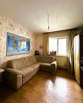 2-к квартира, вторичка, 64м2, 4/16 этаж