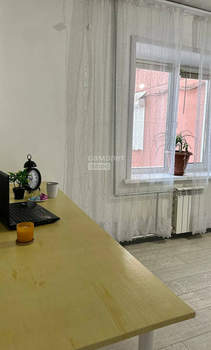 4-к квартира, вторичка, 100м2, 1/9 этаж