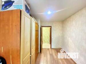 2-к квартира, вторичка, 43м2, 1/4 этаж