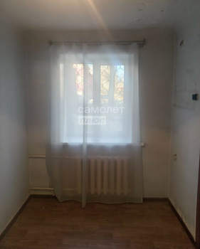 3-к квартира, вторичка, 55м2, 1/4 этаж
