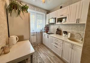 2-к квартира, вторичка, 42м2, 1/5 этаж