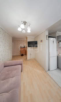 2-к квартира, вторичка, 57м2, 1/4 этаж