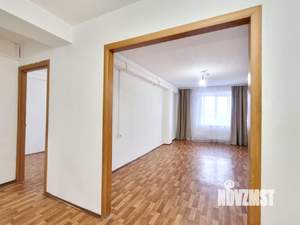 3-к квартира, вторичка, 75м2, 1/17 этаж