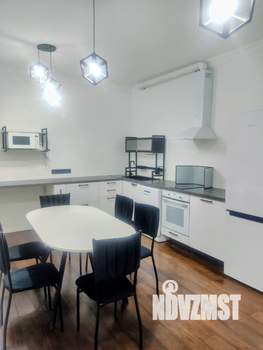 4-к квартира, вторичка, 97м2, 2/2 этаж
