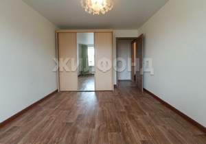 3-к квартира, вторичка, 58м2, 3/5 этаж