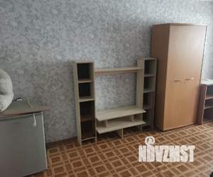 2-к квартира, вторичка, 42м2, 1/5 этаж