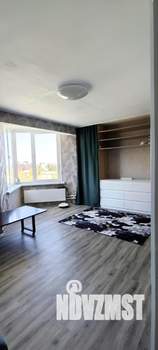 2-к квартира, вторичка, 56м2, 8/15 этаж