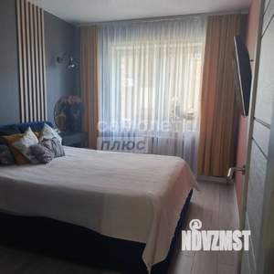 3-к квартира, вторичка, 100м2, 1/14 этаж