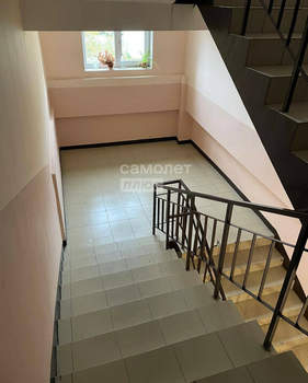 2-к квартира, вторичка, 57м2, 1/4 этаж