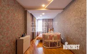 5-к квартира, вторичка, 167м2, 2/4 этаж