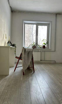 4-к квартира, вторичка, 100м2, 1/9 этаж