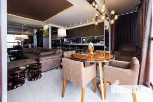 4-к квартира, вторичка, 140м2, 16/16 этаж