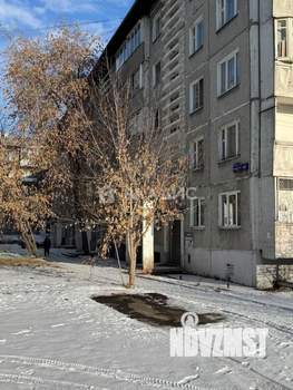 2-к квартира, вторичка, 42м2, 3/5 этаж