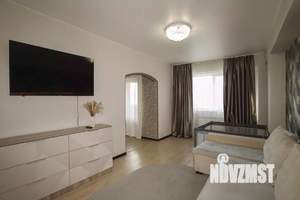 3-к квартира, вторичка, 77м2, 8/10 этаж