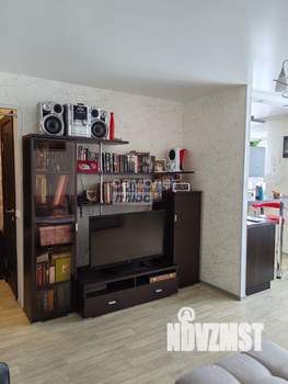 2-к квартира, вторичка, 43м2, 1/4 этаж