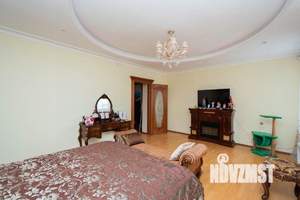 4-к квартира, вторичка, 140м2, 5/6 этаж