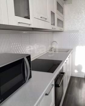 2-к квартира, вторичка, 67м2, 13/16 этаж