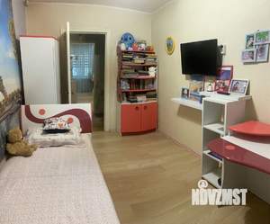 3-к квартира, вторичка, 62м2, 1/4 этаж