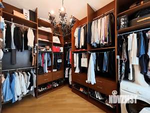 3-к квартира, вторичка, 121м2, 5/5 этаж