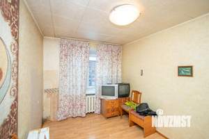 4-к квартира, вторичка, 63м2, 5/5 этаж