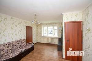 2-к квартира, вторичка, 44м2, 1/5 этаж