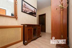 2-к квартира, вторичка, 64м2, 1/9 этаж